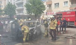 Çakmak yüklü araç alev alev yandı