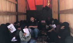Edirne'de kapalı kasa kamyonette 20 düzensiz göçmen yakalandı