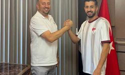 Elazığspor Onur Eriş'le sözleşme imzaladı