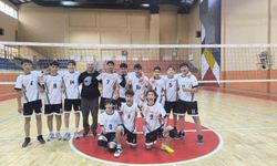 Erzincan ANALİG Erkek Voleybol Takımı yarı finale yükseldi