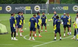 Fenerbahçe, Avusturya'da günü çift antrenmanla tamamladı
