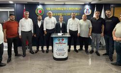 HAK-İŞ İl Başkanı Aküzüm: 'Bu tarihi direniş, bir daha yaşanmamak üzere tarihin altın sayfalarına demokrasiye sahip çıkan milletin zaferi olarak yazılmıştır'