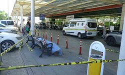 Hastane çevresinde yaşayan evsiz şahsın bankta cansız bedeni bulundu