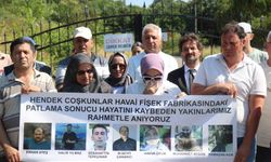 Havai fişek fabrikasındaki patlamada hayatını kaybeden işçiler anıldı