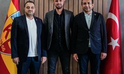 İlhan Parlak görevinden istifa etti