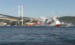 İstanbul Boğazı'nda 15 Temmuz şehitleri için tekne korteji oluşturuldu