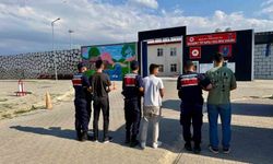 Jandarma çeşitli suçlardan aranan 34 kişiyi yakaladı