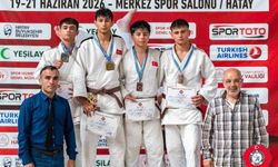 Kağıtspor sporcuları kürsüye ambargo koydu