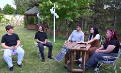 Kastamonu Üniversitesi Bilim Kafe'de geleceğin iletişimcileriyle dijital çağda medya konuşuldu