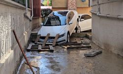 Kastamonu'da selin vurduğu ilçede temizlik çalışmaları sürüyor