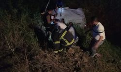 Kırıkhan'da kamyonet şarampole uçtu: 3 yaralı