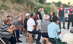 Köy köy gezip vatandaşları bilgilendiriyorlar