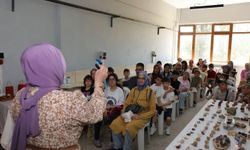 Kütahya'da çocuklar doğal taşların gizemli dünyasını keşfetti