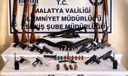 Malatya'da silah teşhirine operasyon: 56 şüpheli yakalandı