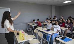 Mersin'de ücretsiz yaz atölyeleri öğrencilerden yoğun ilgi görüyor
