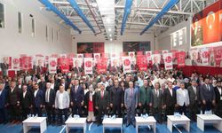 MHP'de ilçe kongreleri devam ediyor; Pasinler'de Erkan Yağar güven tazeledi