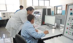 Niğde'de meslek lisesi öğrencileri hem üretiyor hem geleceğe hazırlanıyor