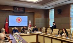 Öğrencilerden 'Okullarda akıllı telefon yasaklasın' talebi