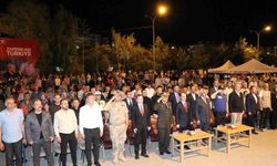 Oltulular 15 Temmuz demokrasi nöbetinde bir araya geldi