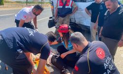 Otomobil yolcu minibüsüne arkadan çarptı: 12 yaralı