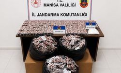 Otoyoldaki operasyonda bir araçta 59 bin adet hap ve 2 kiloya yakın uyuşturucu ele geçirildi