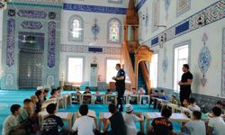 Polislerden çocuklara hayat kurtaran bilgiler