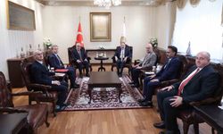 Rusya'nın Türkiye Büyükelçisi Vershinin, Diyanet İşlere Başkanı Arpaguş ile bir araya geldi