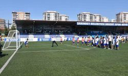 Şahinbey Belediyesi yaz spor okulu gençlere kapısını açtı