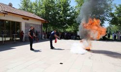 Selçuklu Belediyesi personeline uygulamalı yangın eğitimi verildi