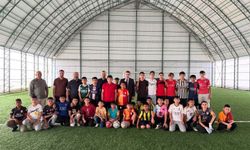 Susuz'da Yaz Kur'an Kursu öğrencilerine futbol moral oldu