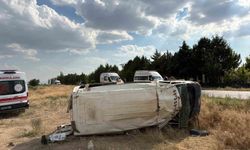 Tarım işçilerini taşıyan minibüs devrildi: 17 yaralı