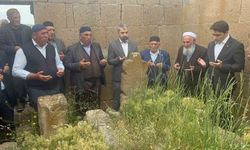 Tekman Kaymakamı Demirkol'dan Şeyh Süleyman Efendi Türbesi'ne ziyaret
