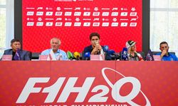 UIM F1H2O Dünya Şampiyonası Kırgızistan Grand Prix'sinin basın toplantısı yapıldı