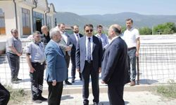 Vali Musa Işın, Dini İhtisas Merkezi Camii inşaatında incelemelerde bulundu