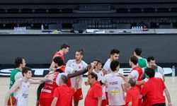 A Milli Erkek Basketbol Takımı, Türk Hava Yolları DBB Süper Kupa için Almanya'ya gitti