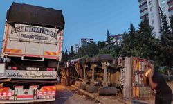 Adana'da zincirleme trafik kazası: 3 yaralı