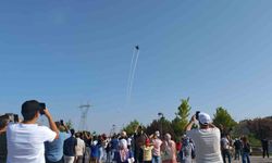 Ahlat'ta SOLOTÜRK gösteri uçusu nefes kesti