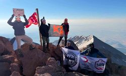 Âşık Seyrânî için Erciyes'in zirvesine anlamlı tırmanış