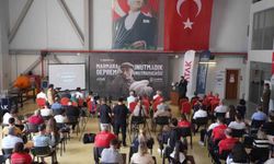 Ataşehir'de 17 Ağustos deprem şehitleri anıldı: 'Deprem değil, hazırlıksızlık felaket getirir'