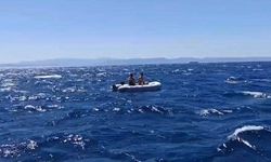Ayvalık açıklarında sürüklenen 2 kişi Sahil Güvenlik tarafından kurtarıldı