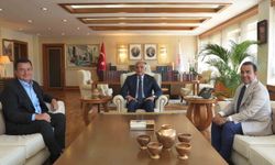 Bakan Ersoy ile Acun Ilıcalı bir araya geldi