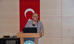 Balıkesir'de Charles Peirce'in Göstergebilimi ve Metaforları konuşuldu
