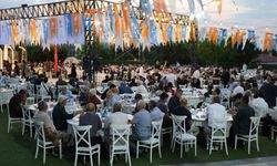 Başkan Selmanoğlu: '25 yıllık hikayemizde elde ettiğimiz bütün başarıların gerçek sahibi aziz milletimizdir'
