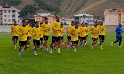 Bayburtspor'da kamp mesaisi sürüyor