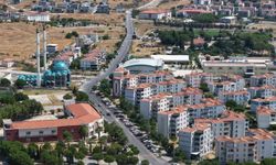 Bergama'da yollar yenileniyor, ulaşım daha güvenli hale geliyor