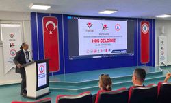 BEUN'da matematik öğretmenlerini buluşturan eğitim programı başladı