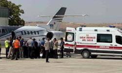 Bıçaklanan Milletvekili Melih Meriç ambulans uçakla İstanbul'a sevkedildi
