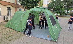 Boyabat'ta genç izcilere uygulamalı kampçılık eğitimi