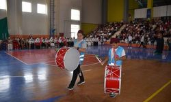 Bulanık'ta TÜGVA yaz okulu coşkusu: 2 bin 500 öğrenci mezuniyet sevinci yaşadı