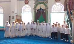 Burhaniye'de Yaz Kur'an Kursunda hatim töreni yapıldı